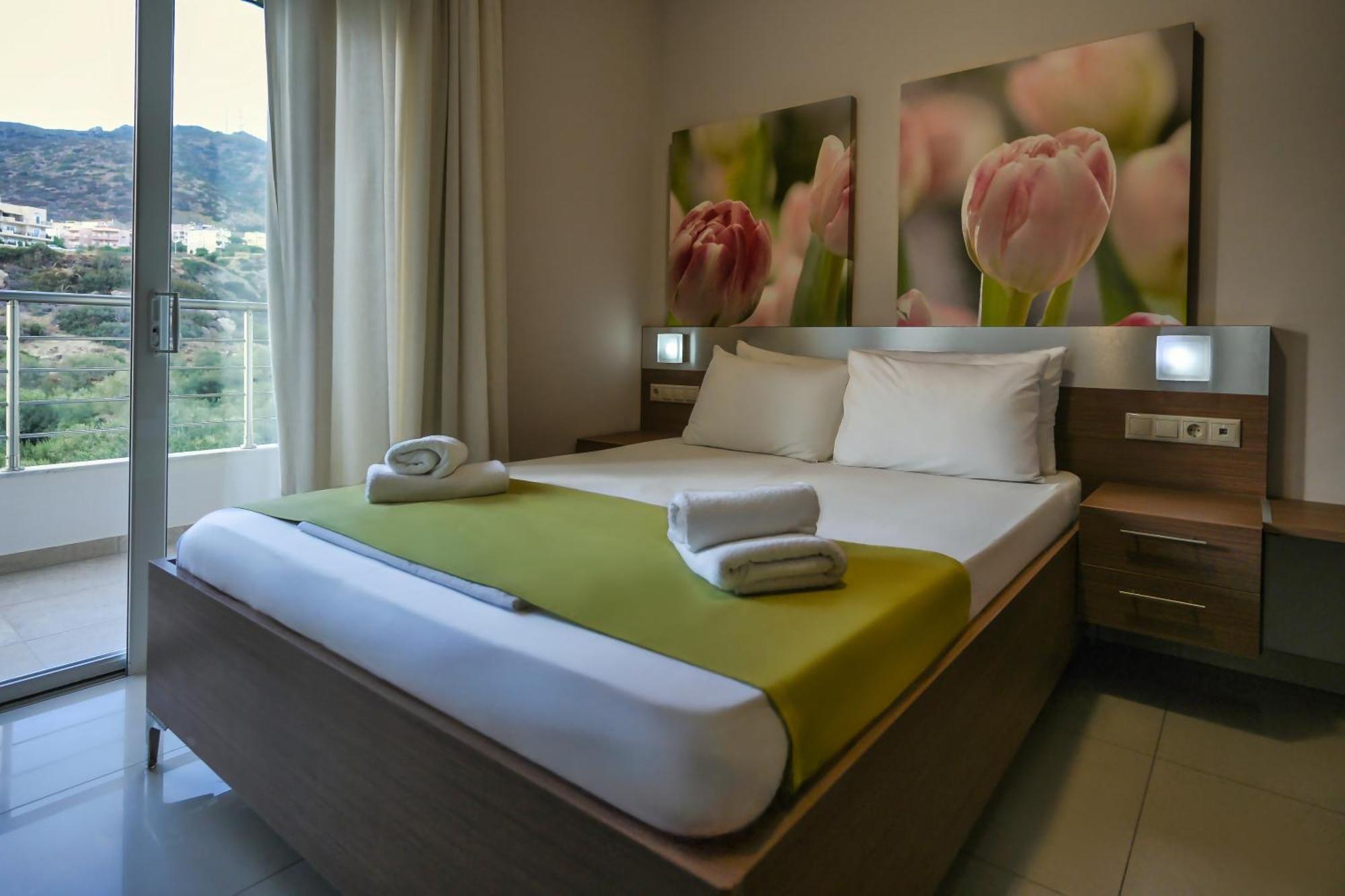 Relax Hotel Paleochora Buitenkant foto